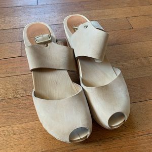 Bryr 40 Bone Miranda Peep Toe